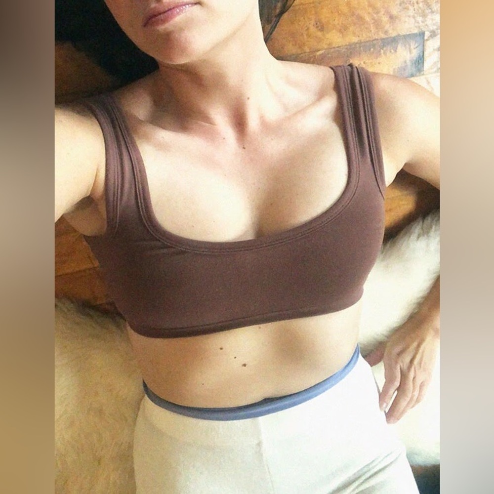 ARQ Wide-strap bra • Spice • Large